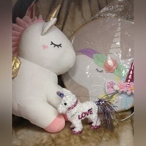 4 Piece Unicorn Lot- GREAT GIFT! PLUSH, WALL, HEADBAND, & DESK DECOR